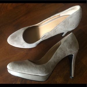 Via Spiga Taupe suede pumps